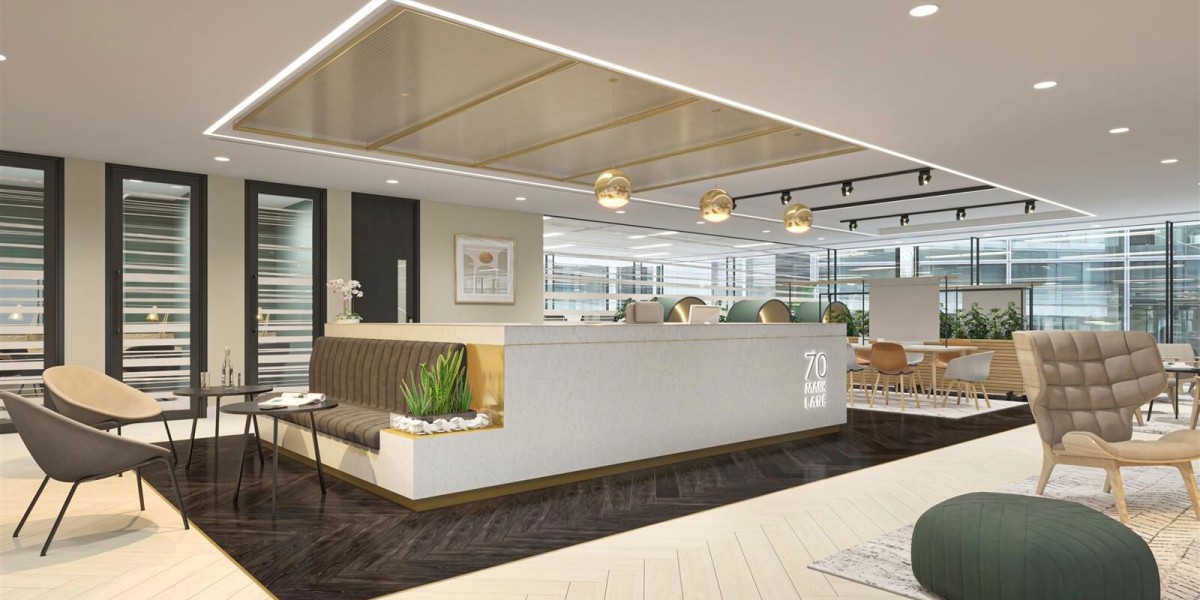 Manned reception at Fenchurch Street