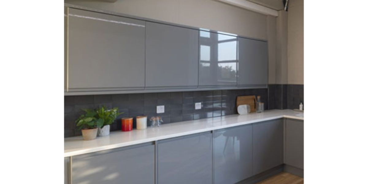 Private WC and Kitchenette at 535 Kings Road