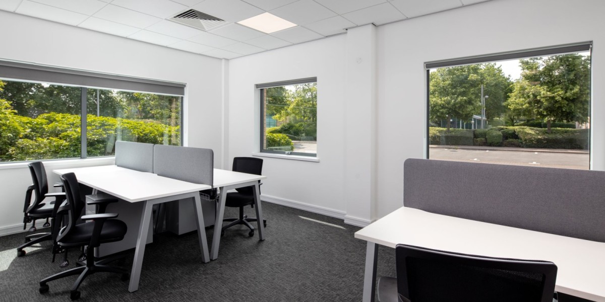 Working spaces at 2530 Aztec West