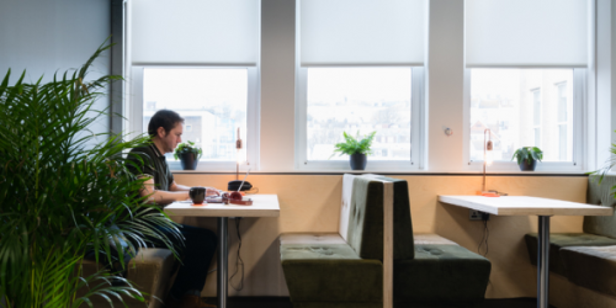 Desk office space at Platf9rm Brighton