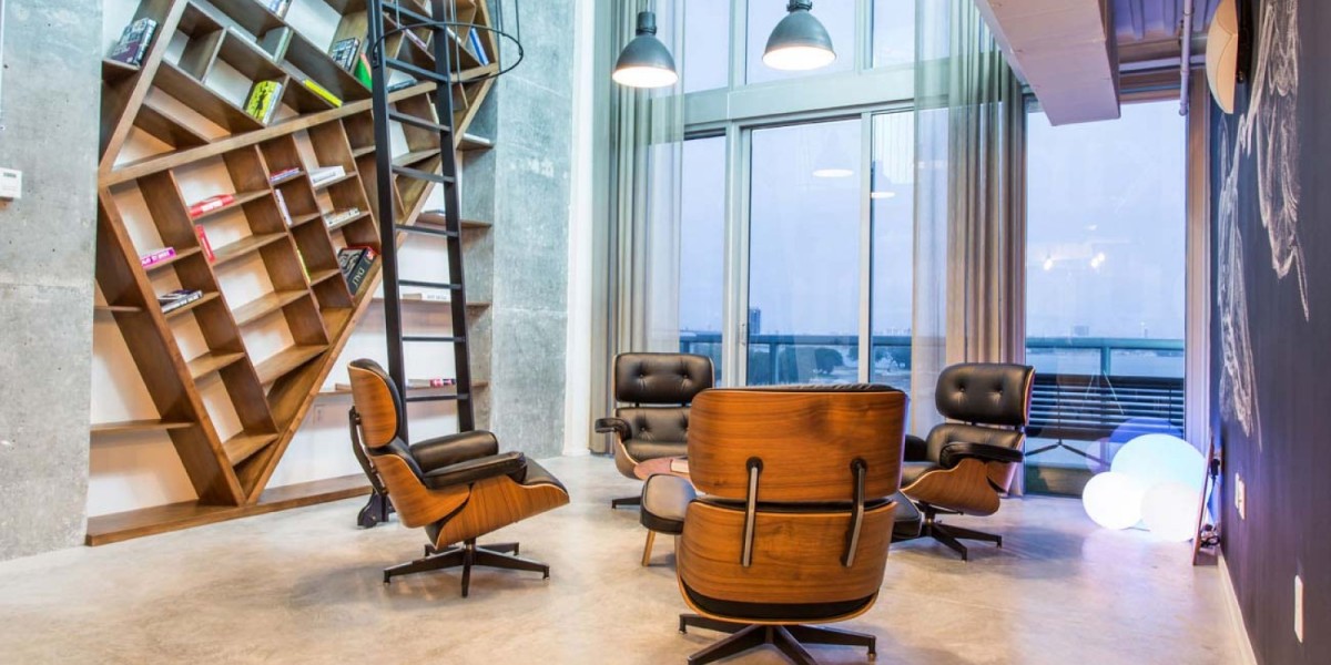 Lounge area at Nimbler Spaces Miami