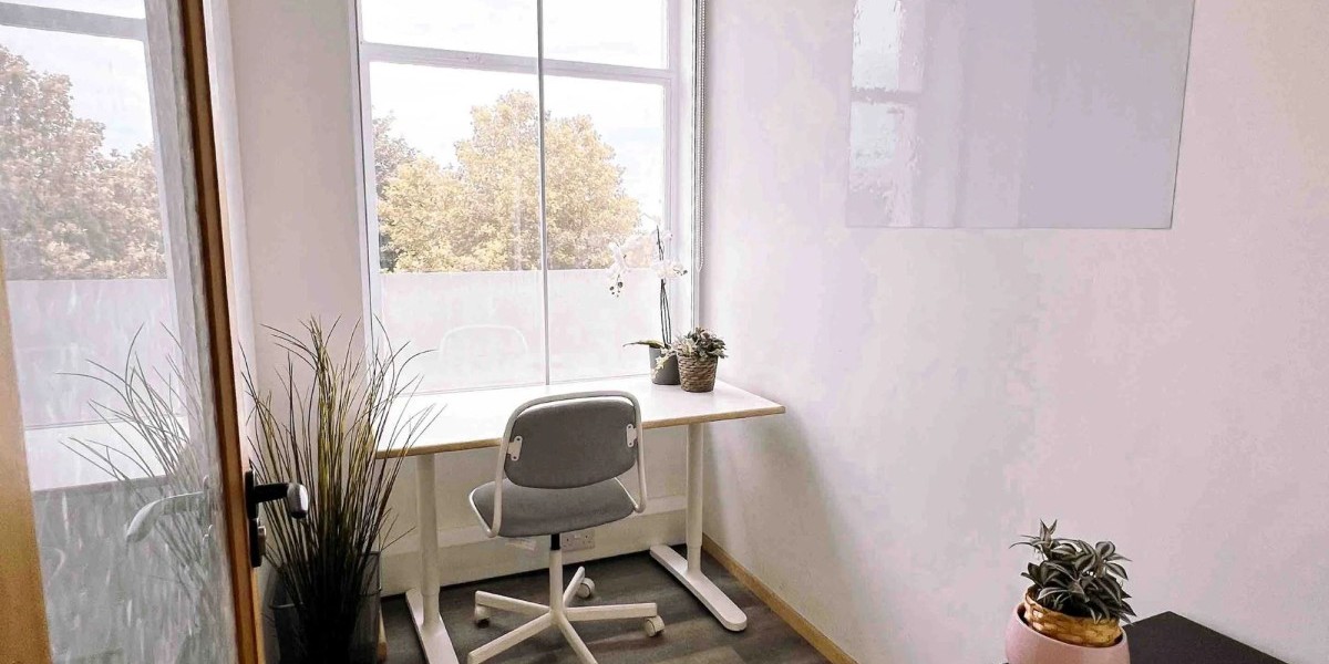 One person office at Bespoke Spaces Archway