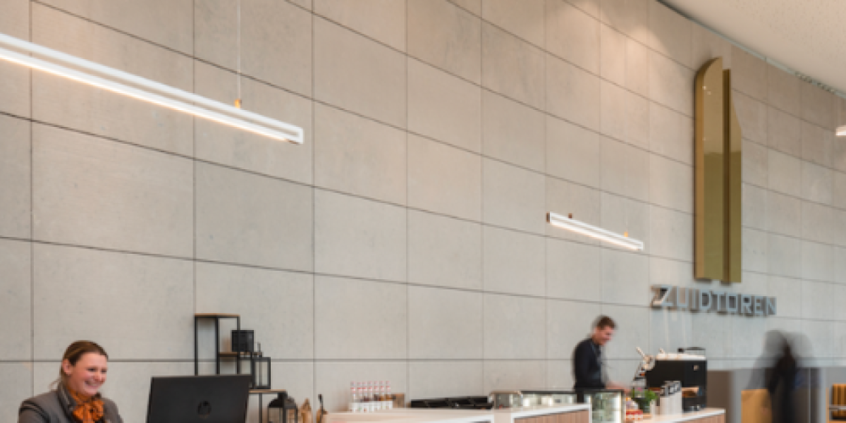 Manned reception at beyond Zuidtoren