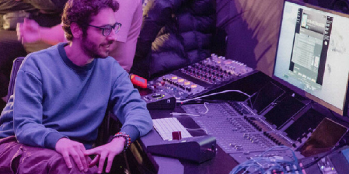 Community Studio at Qube Hackney