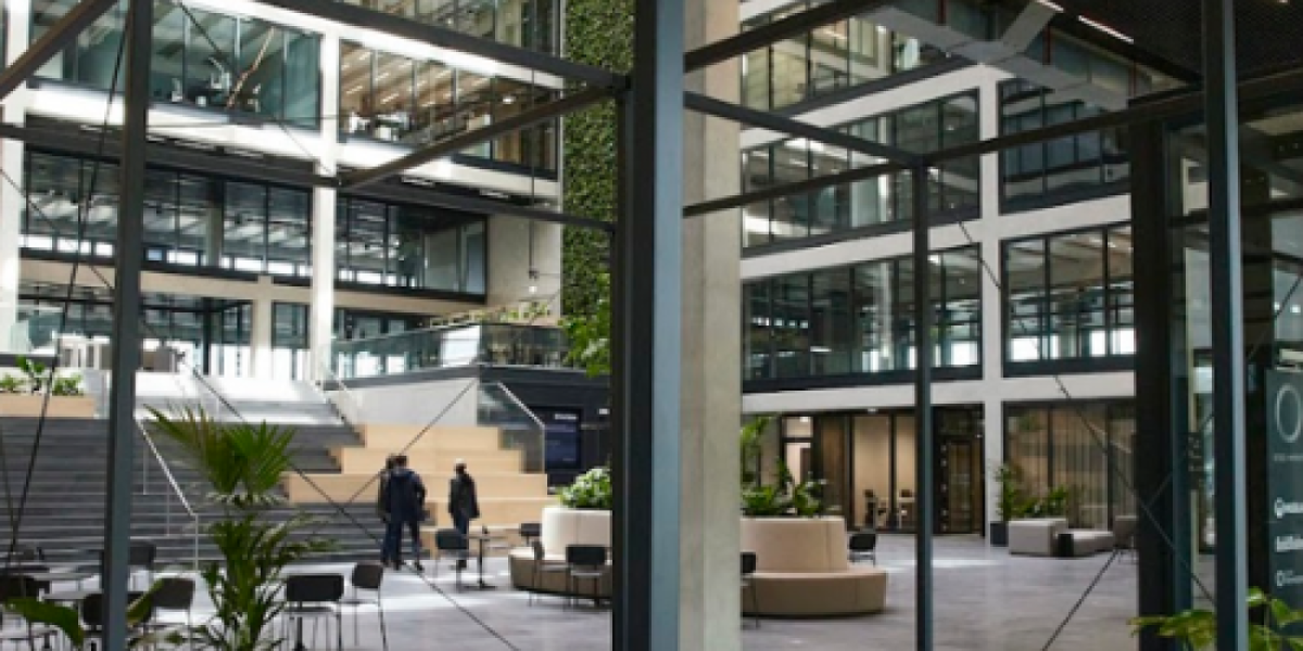 Manned Reception at EDGE Workspaces HafenCity