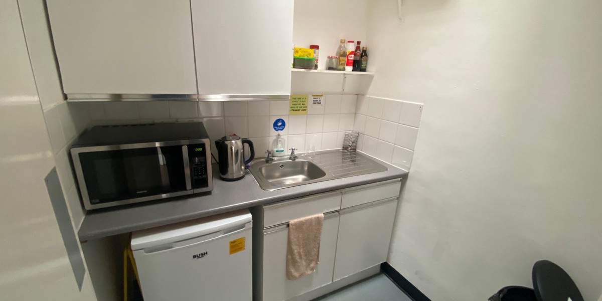 Kitchen area at Vitaxo King Street