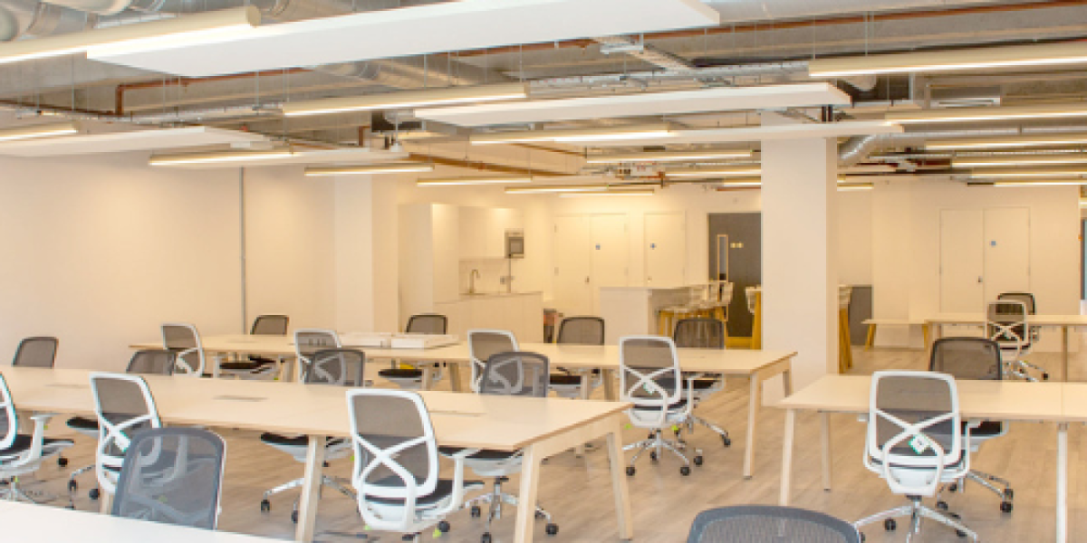 Working space at Business Cube - 10 Alie Street