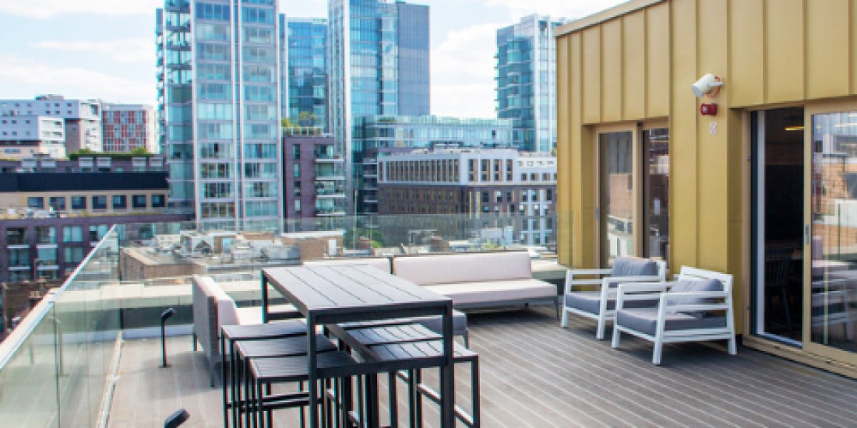 Roof terrace at Business Cube - 10 Alie Street
