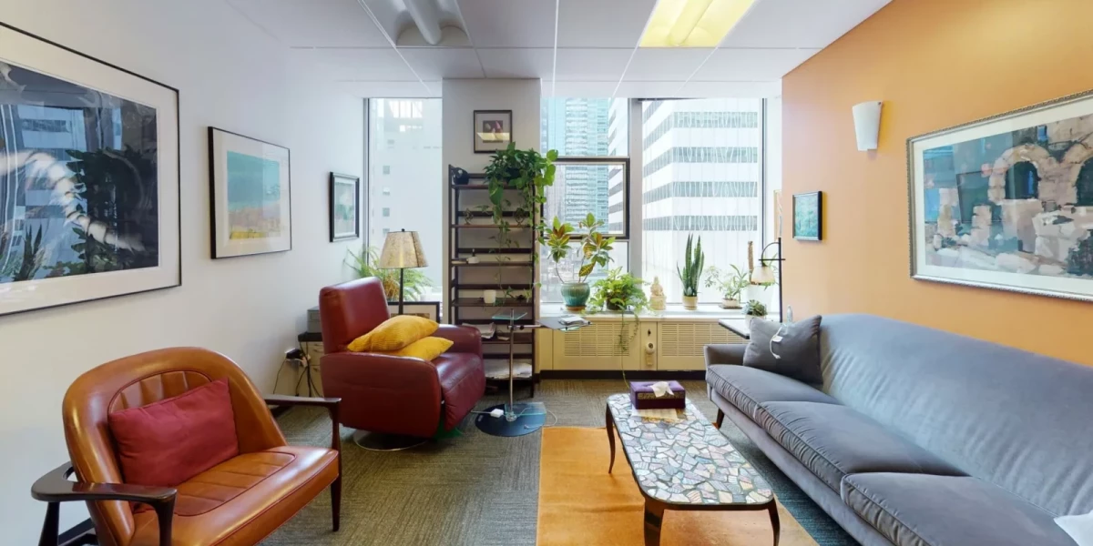 Lounge area at Corporate Suites NYC Office Space - Lexington Avenue