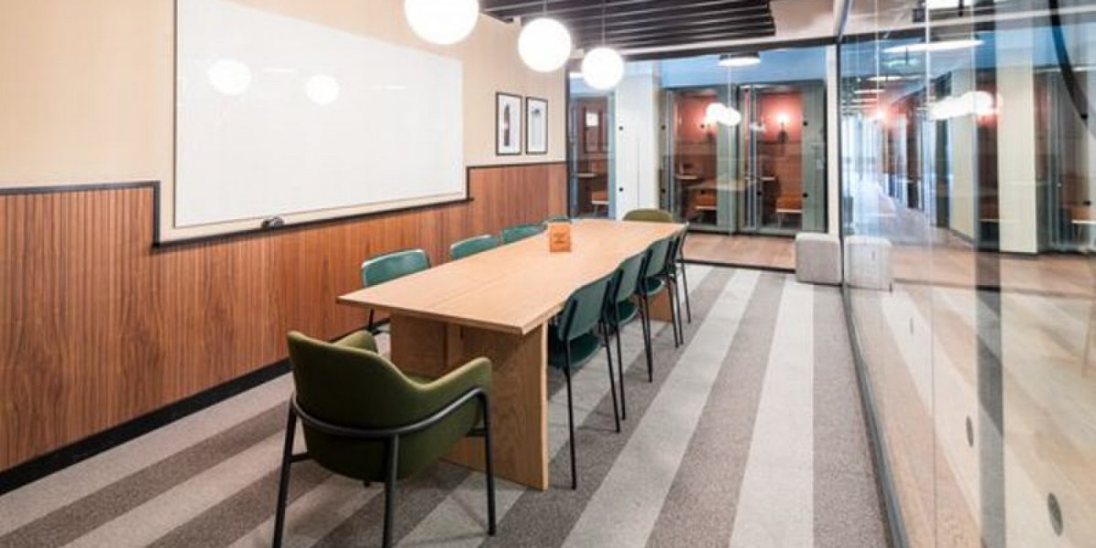 All inclusive office solutions at affordable prices near Opera House (Stop WJ)