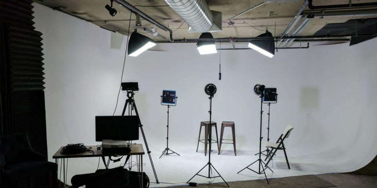 Studio for rent at Ball Park & Lodo Downtown Denver - Thrive Workplace)