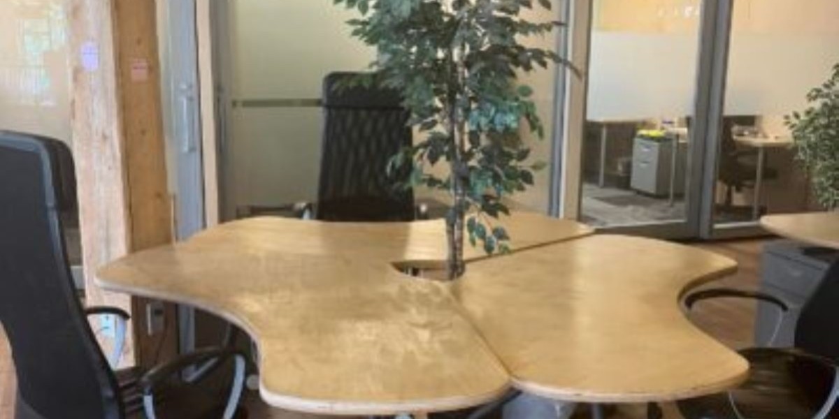 Beautiful desks for rent at Thrive Workplace, Cherry Creek