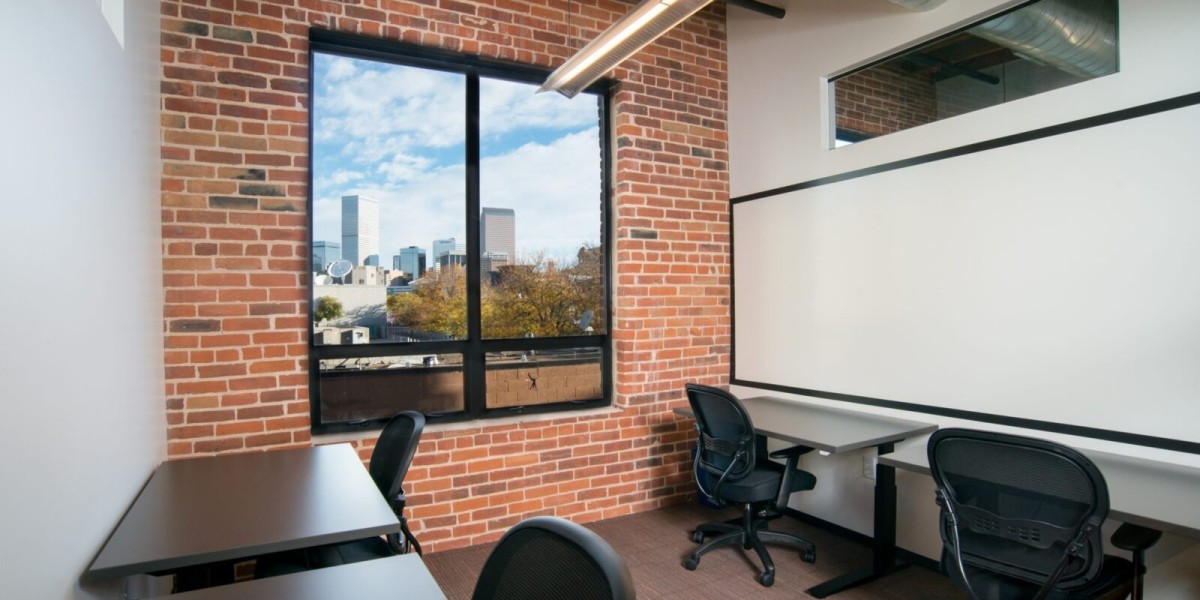 Elegant workplaces near Central, Denver
