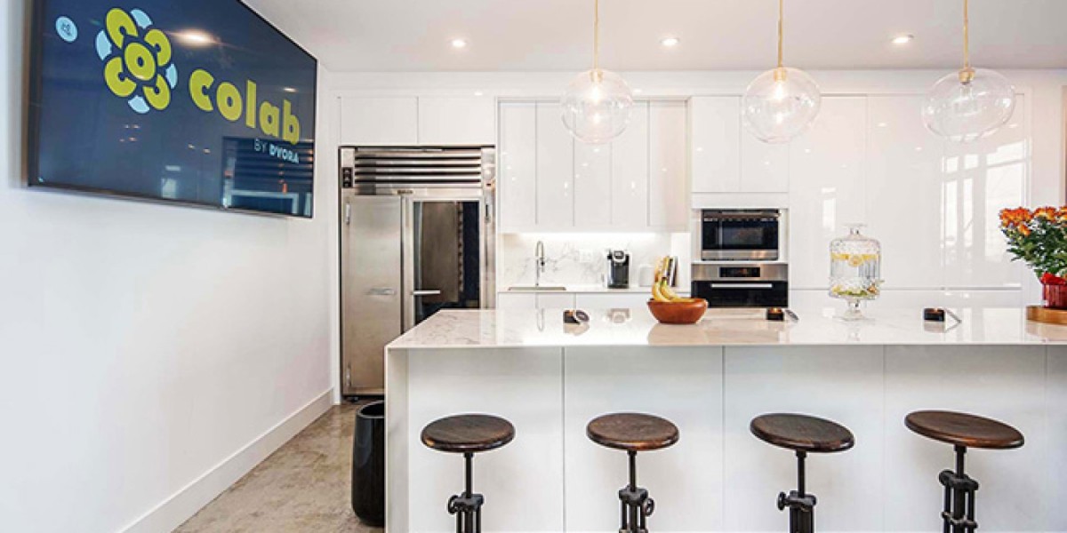 Vibrant coworking space near Powerhouse Arts District