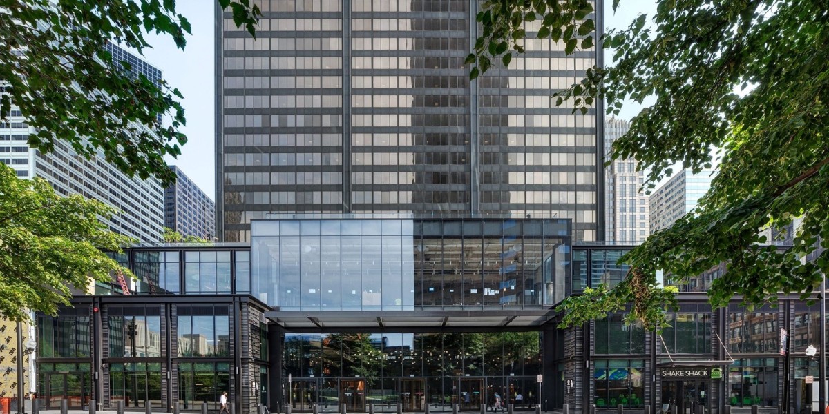 Premium office space for rent at Industrious Office, 500 W Madison St Ste 1000, Chicago