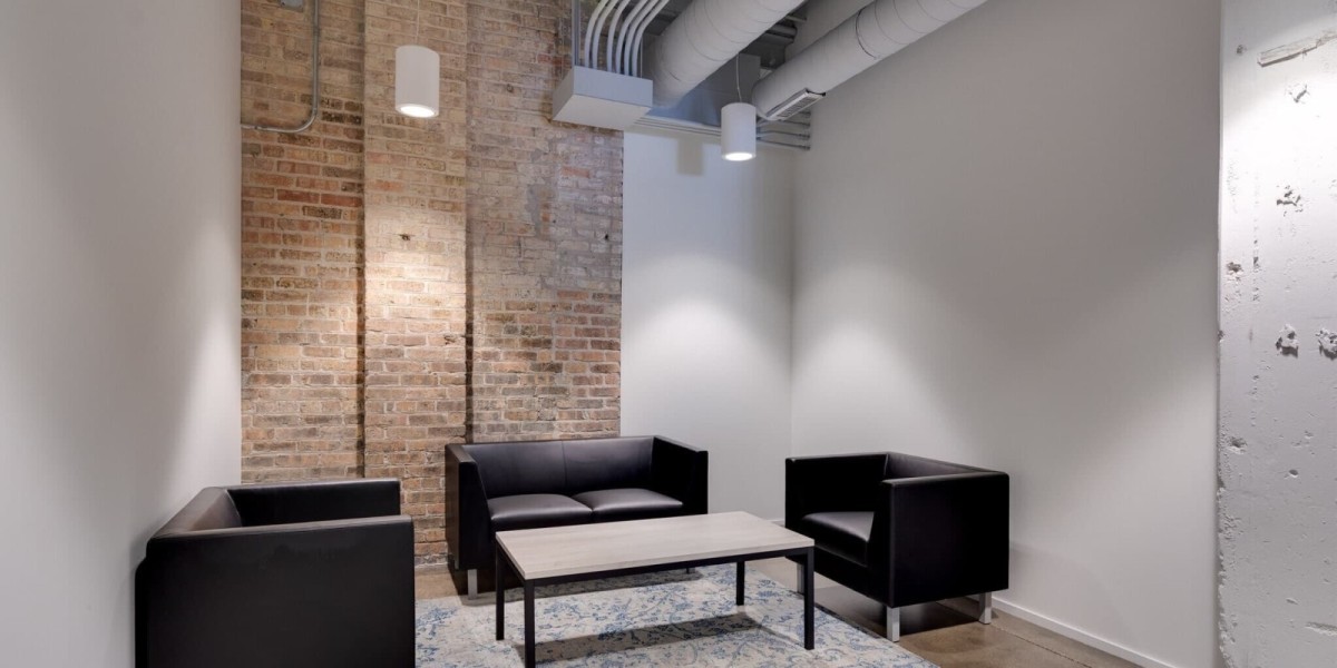 Flexible office space to rent at 620 N LaSalle Dr, Chicago, IL 60654