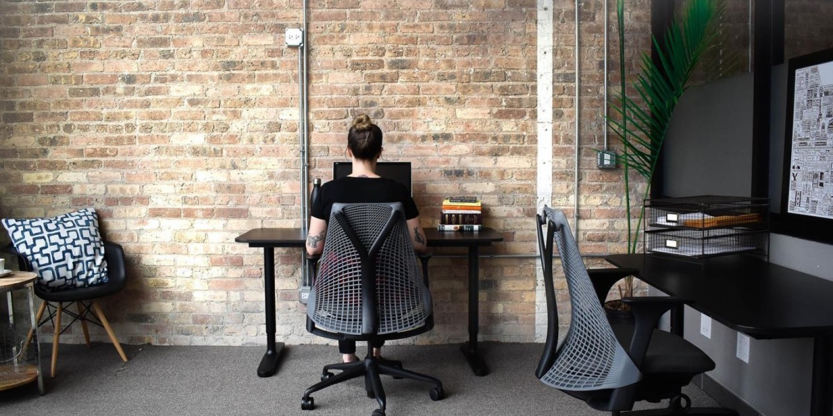Office space with great view near Lake View