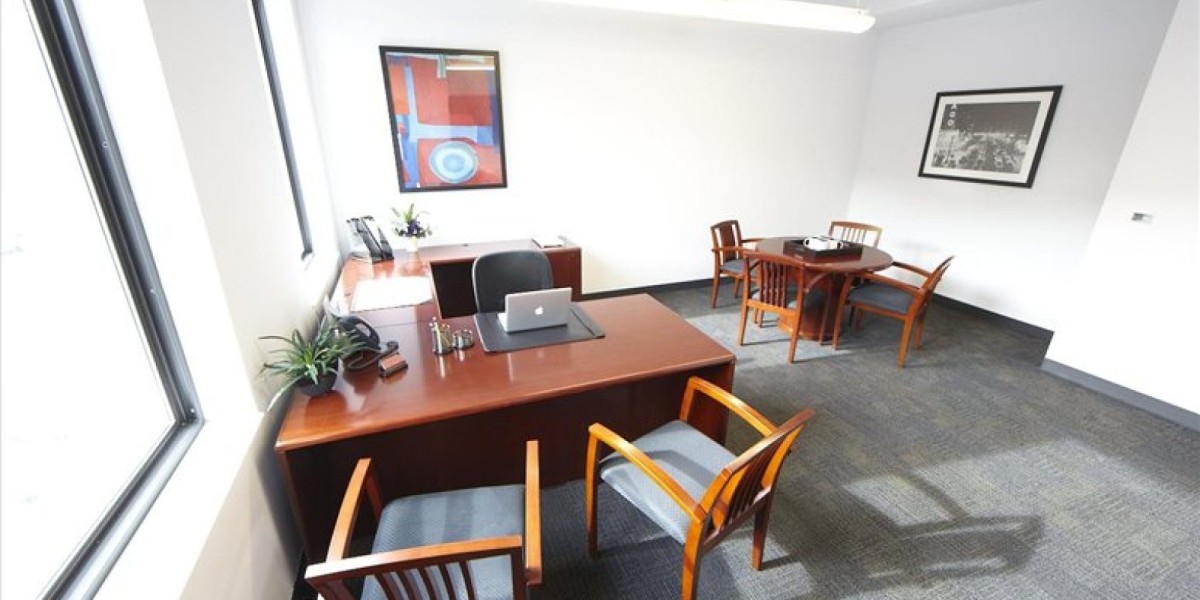 Flexible office space to rent near West Loop