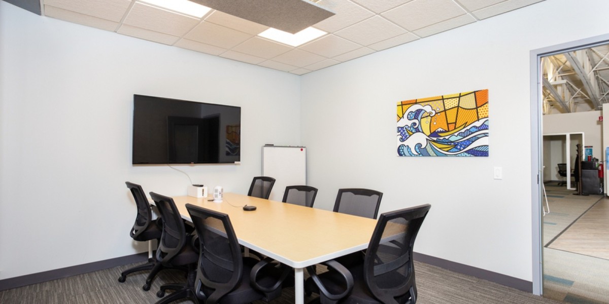 Meeting room at coLab Evanston