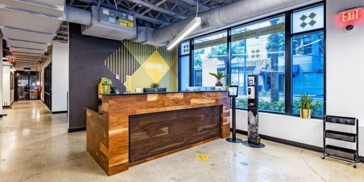 Manned reception or front desk in Venture X, Orlando