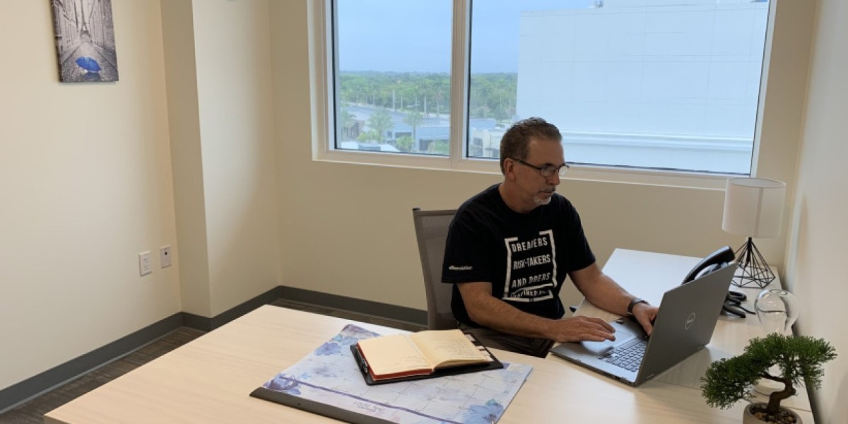 Office space at Office Evolution, Plantation, Florida