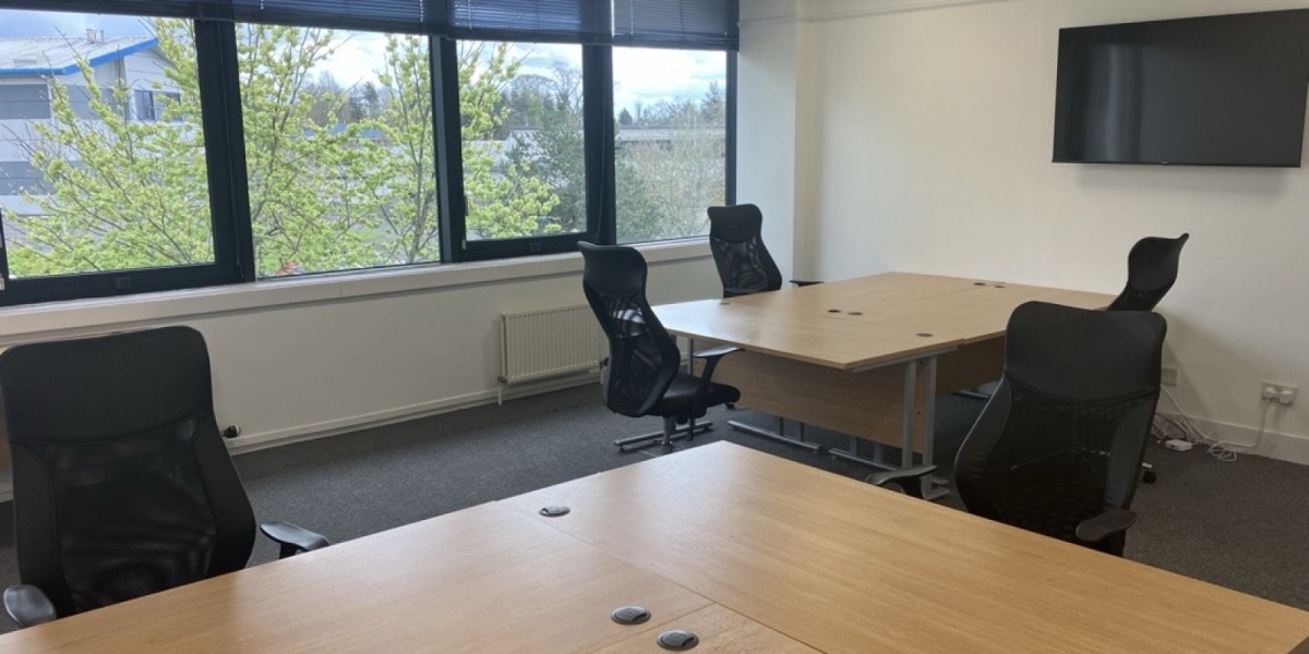 Desks for rent near Pitreavie
