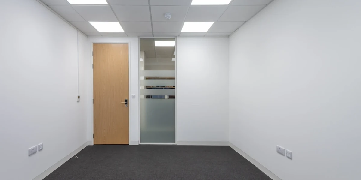 Unfurnished private office space to rent near Town Centre, Kingston upon Thames