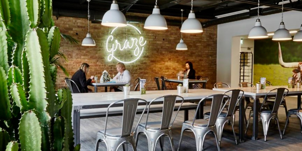 Café and communal seating at Bedford Heights