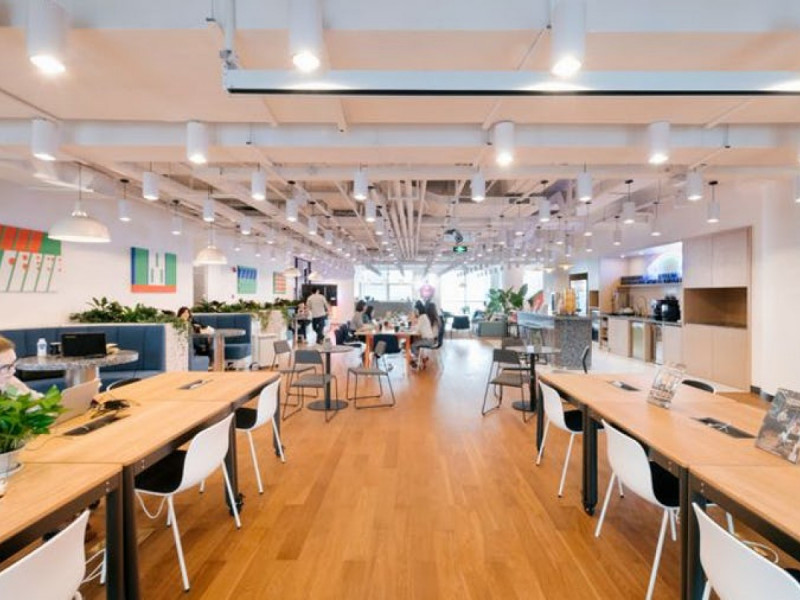 Warschauer Platz Office