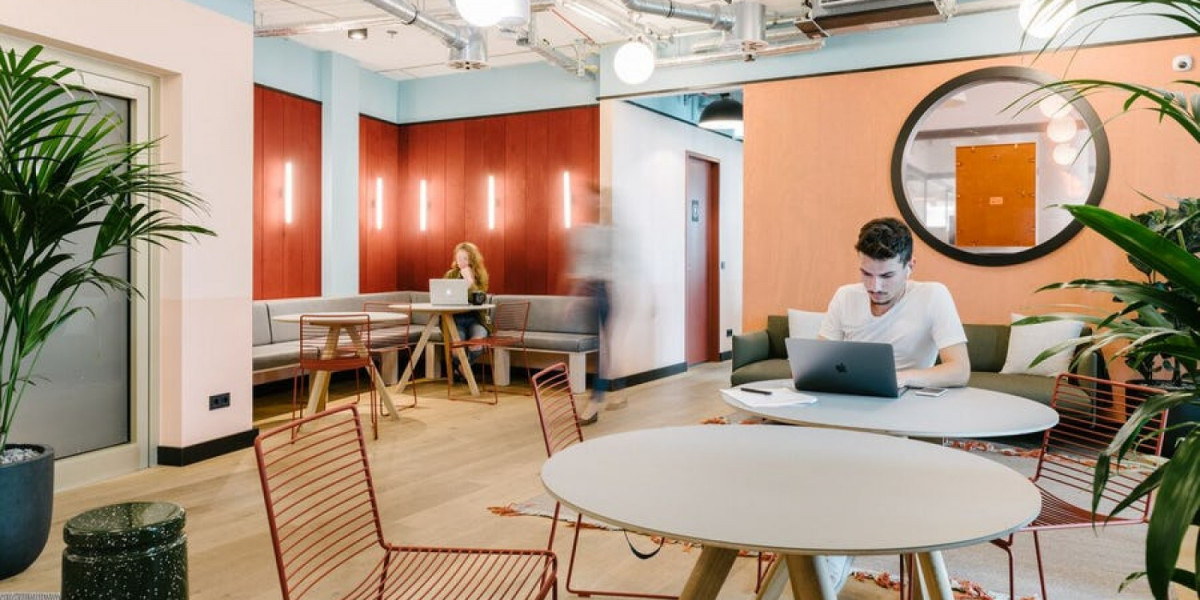 All inclusive office solutions at affordable prices near Breitscheidplatz