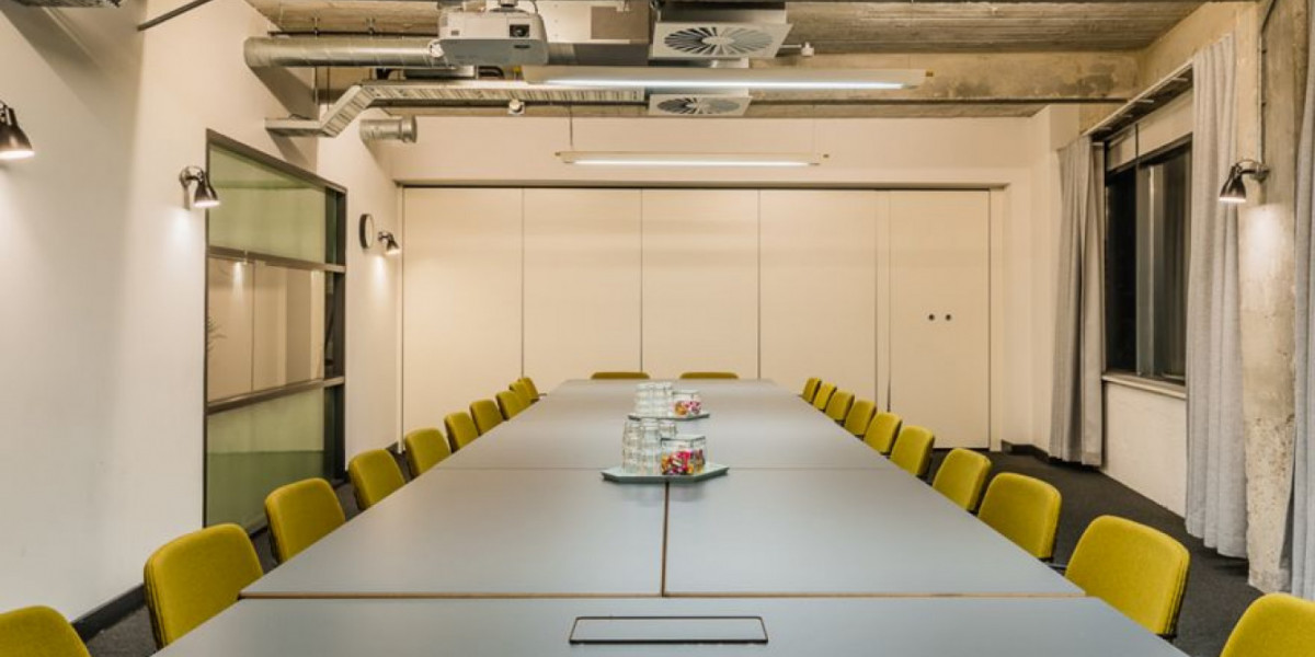 Serviced office in London, St Luke's