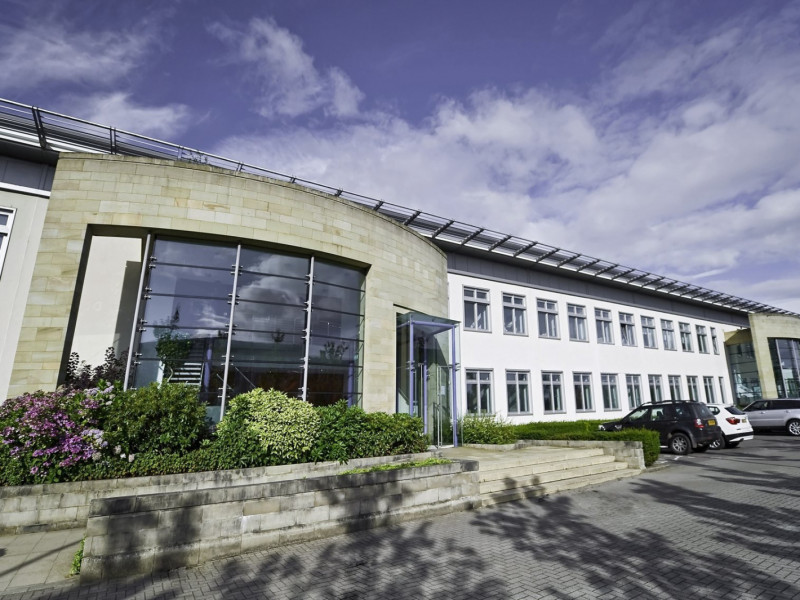 Edinburgh Lochside Place