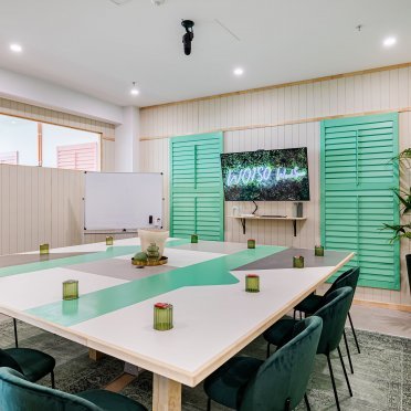 19 Robina Town Centre Drive,
Robina