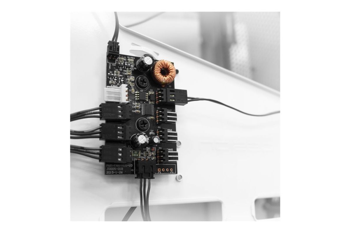 NZXT Noctis 450