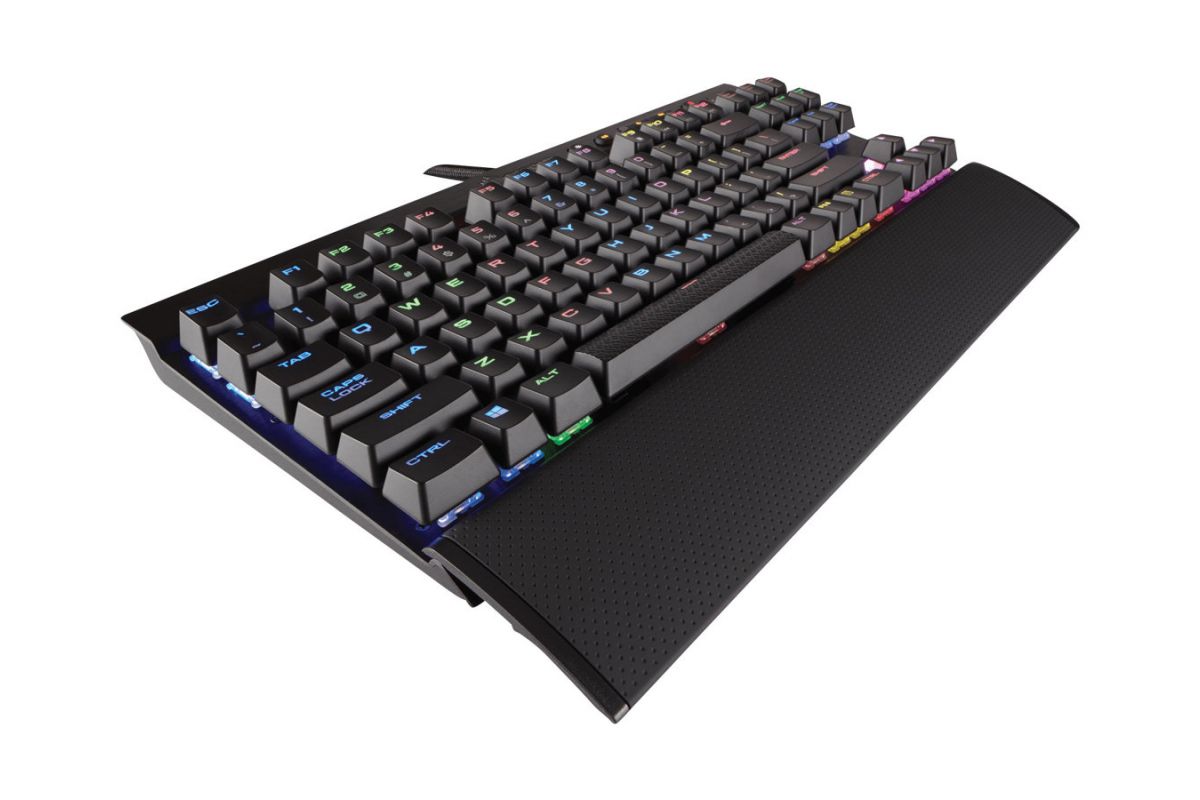 CORSAIR Gaming K65 RGB RAPIDFIRE Compact Mechanical
