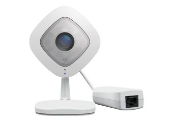 Arlo Q Plus VMC3040S