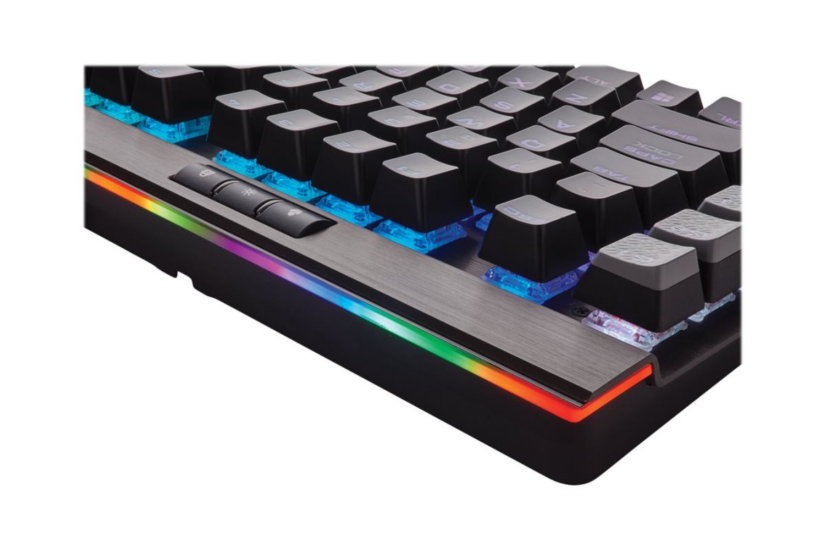 CORSAIR Gaming K95 RGB PLATINUM Mechanical