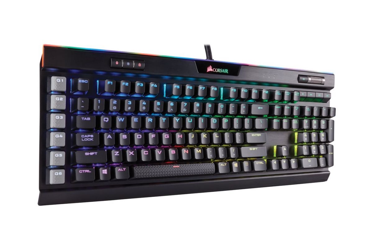 CORSAIR Gaming K95 RGB PLATINUM Mechanical