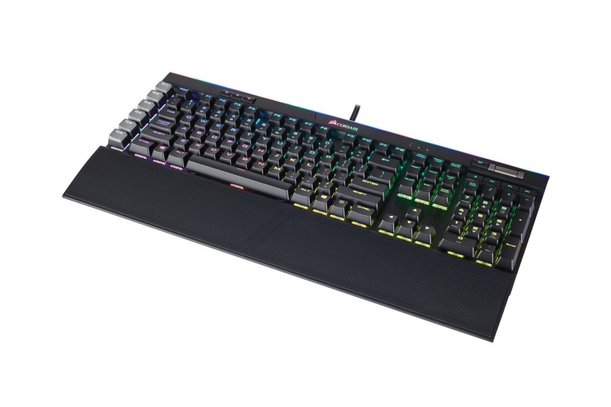CORSAIR Gaming K95 RGB PLATINUM Mechanical