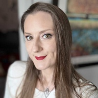 Amanda Rhodes