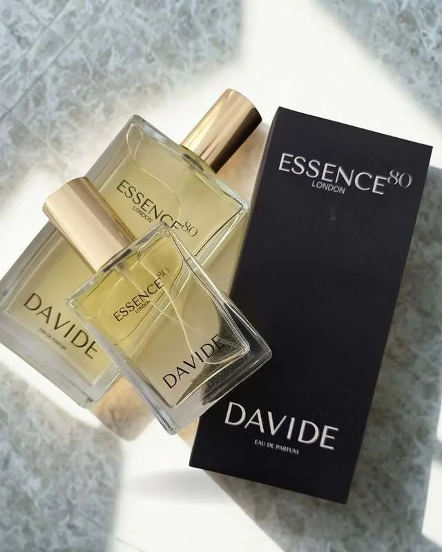 Unboxing UGC and Scent Longevity Hooks Rotating on a Five Day Test Cycle