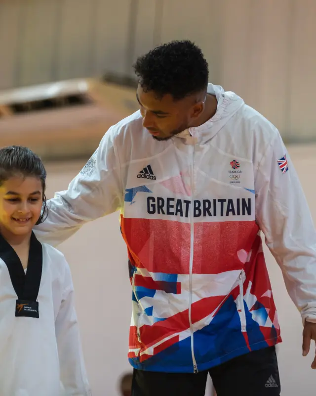 Landing Pages Built to Bridge Online Clicks and Booked Trial Classes