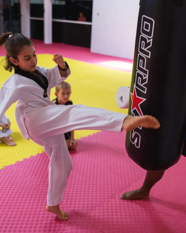 High Volume Creative Testing With Hook Taxonomy and Fatigue Rotation