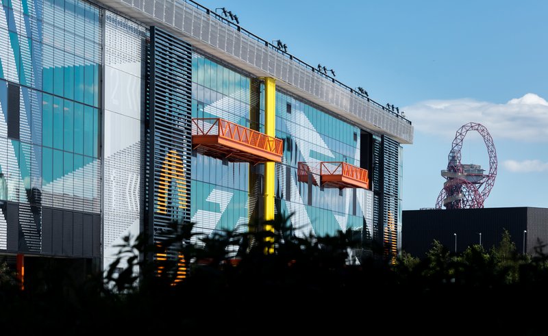 2021-Different-makes-a-difference-1920-x-1180-3