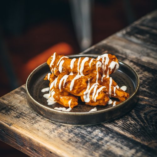 BUFFALO WINGS - SIDE SHOT  (1).jpg