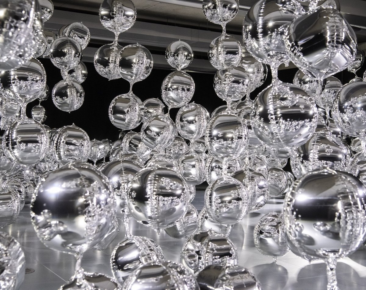 vb5635358_V_A-15_1600x1068