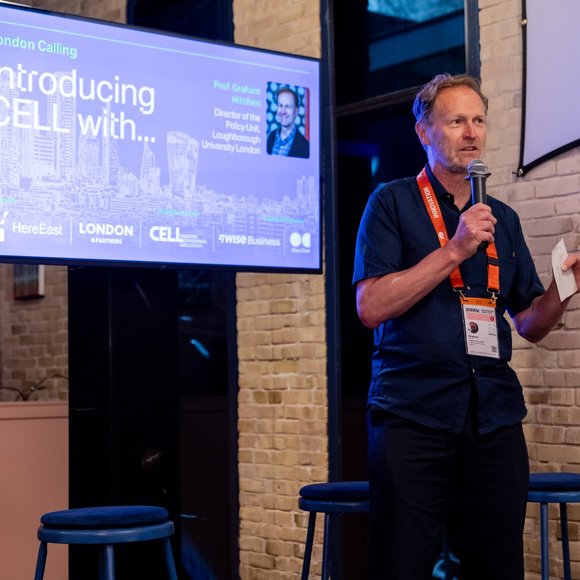 vb5659749_MEN08532_1600x1068