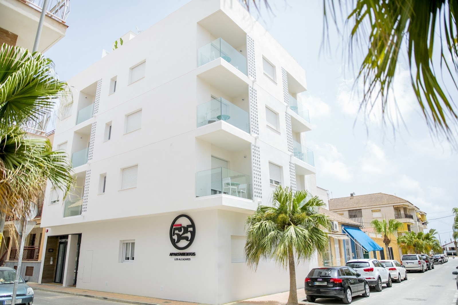 525 Apartments