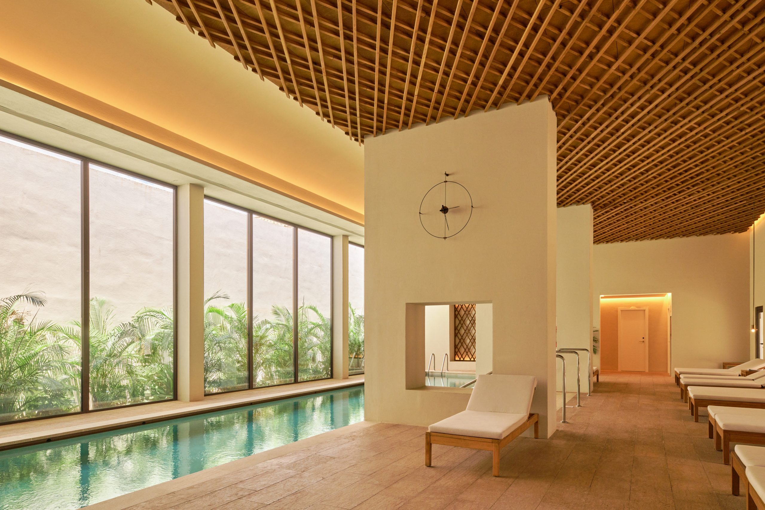 La Zambra Resort