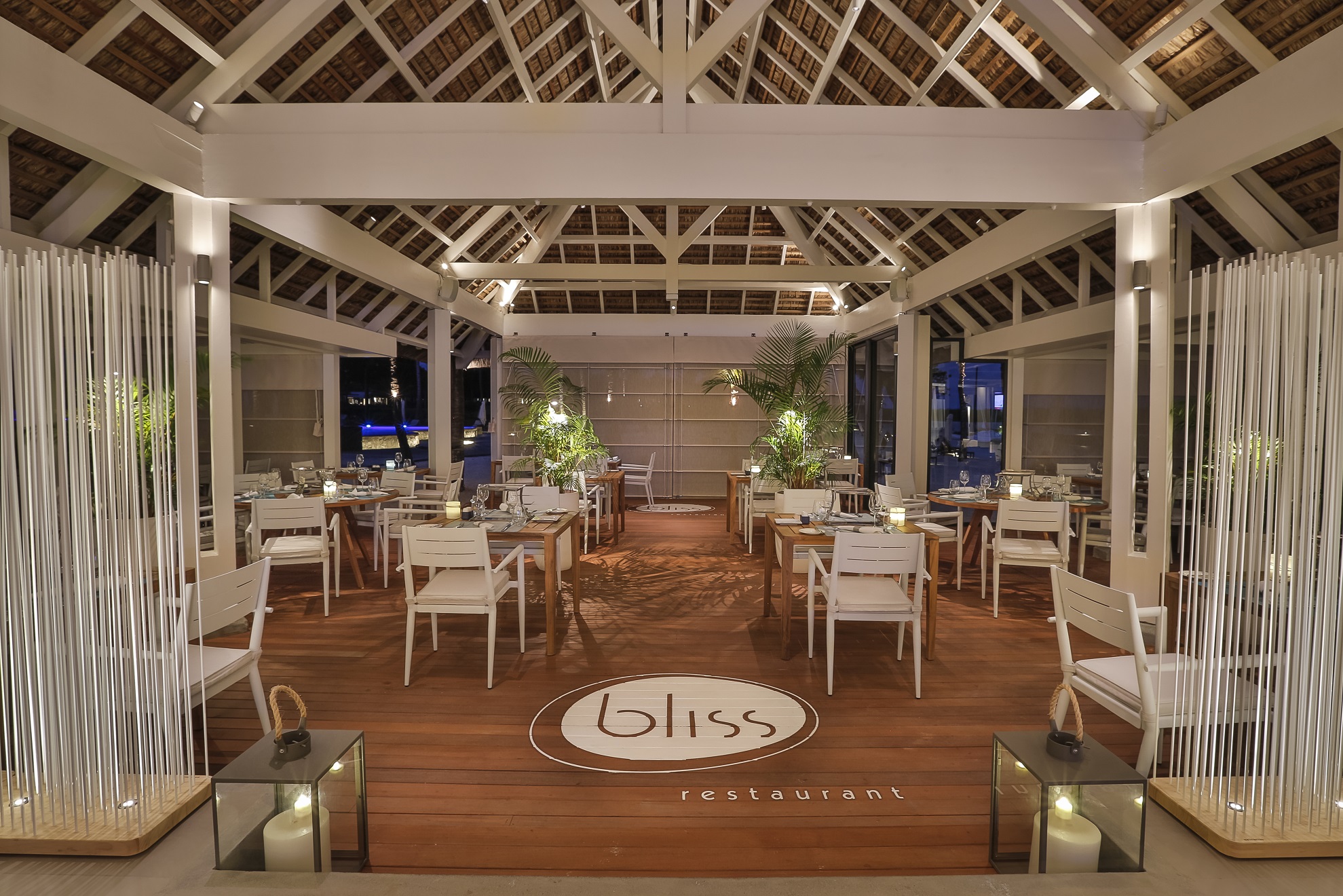 The Bay Club at Anahita